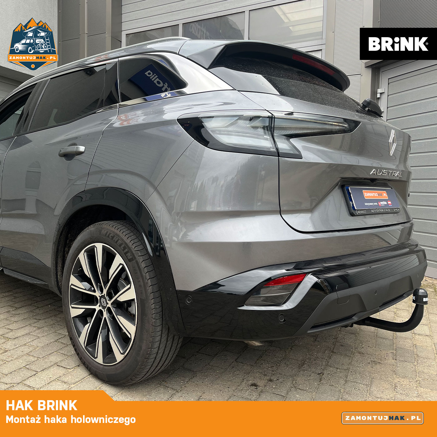 Renault Austral z zamontowaną wypinaną kulą haka Brink